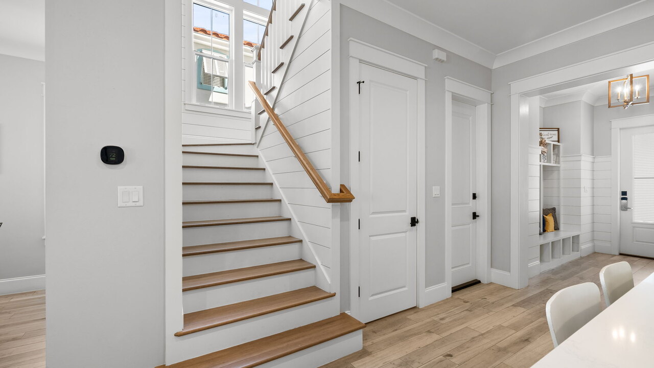 Beach Living - Image 16