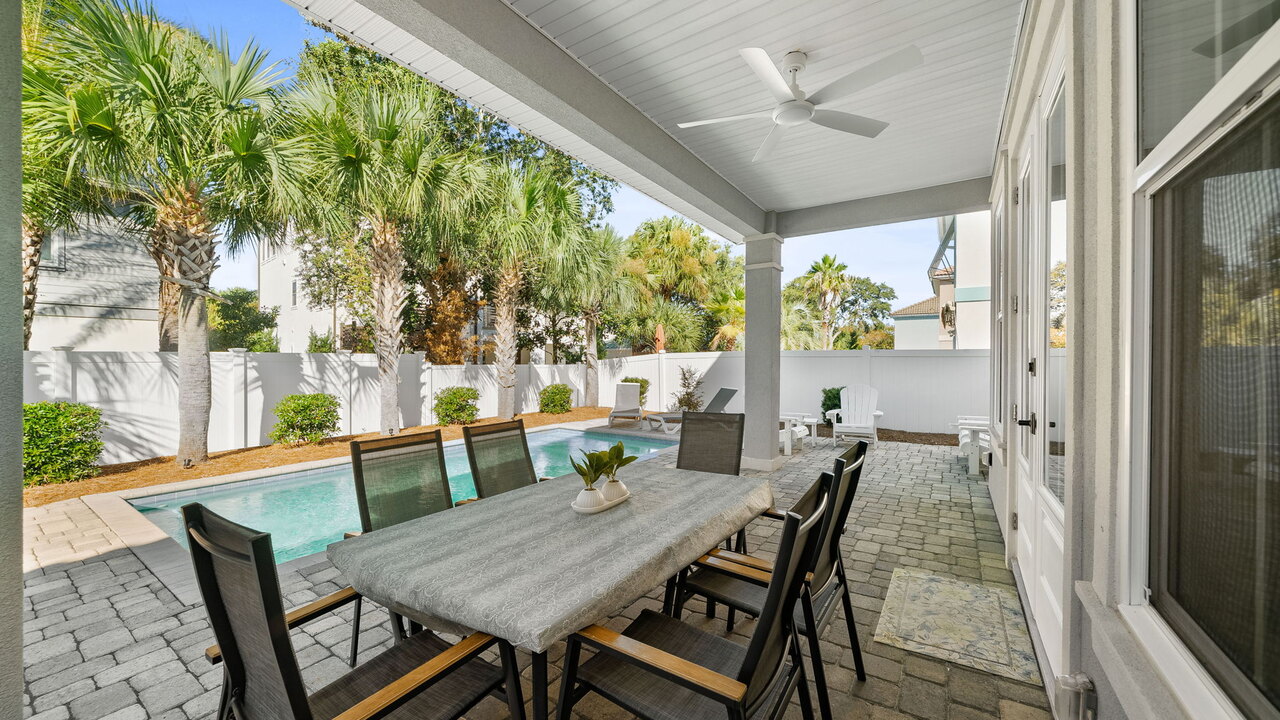 Beach Living - Image 30