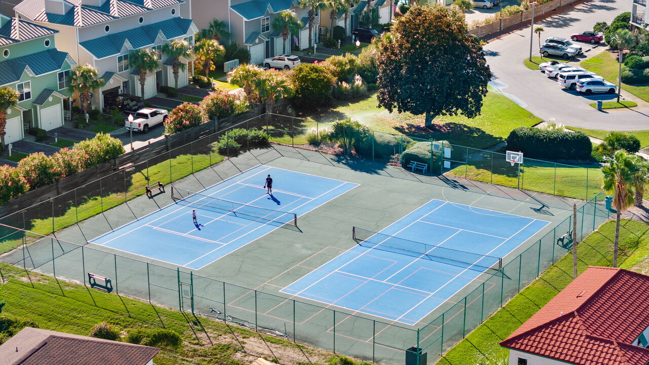 Beach Living - Image 45