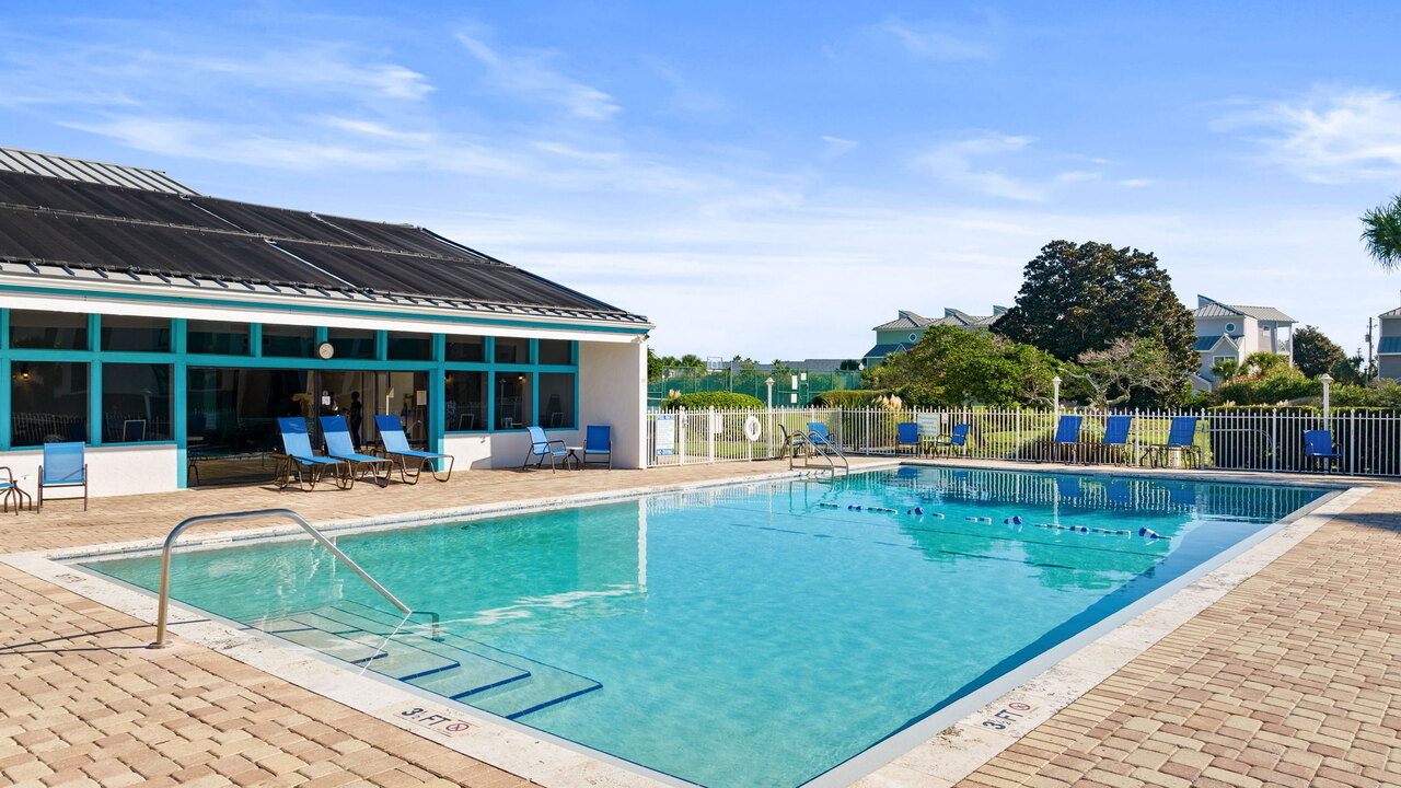 Beach Living - Image 52