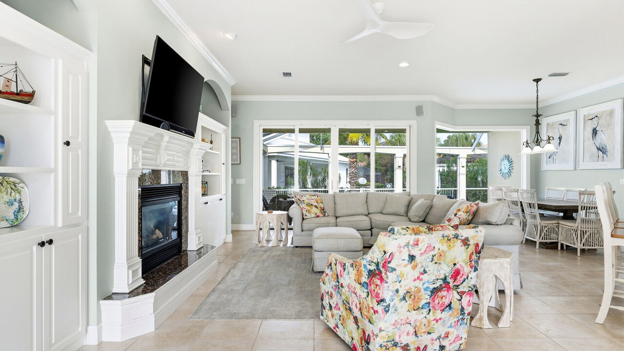 Daydreaming - Image 28