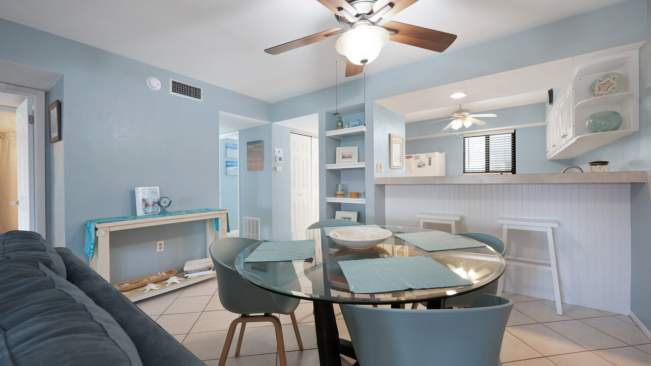 Runaway Bay 207 - Image 10