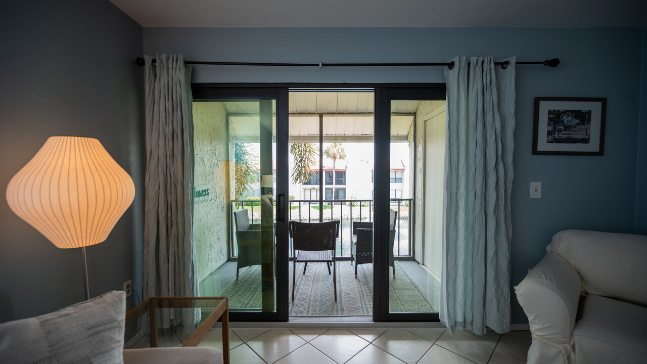 Runaway Bay 207 - Image 24