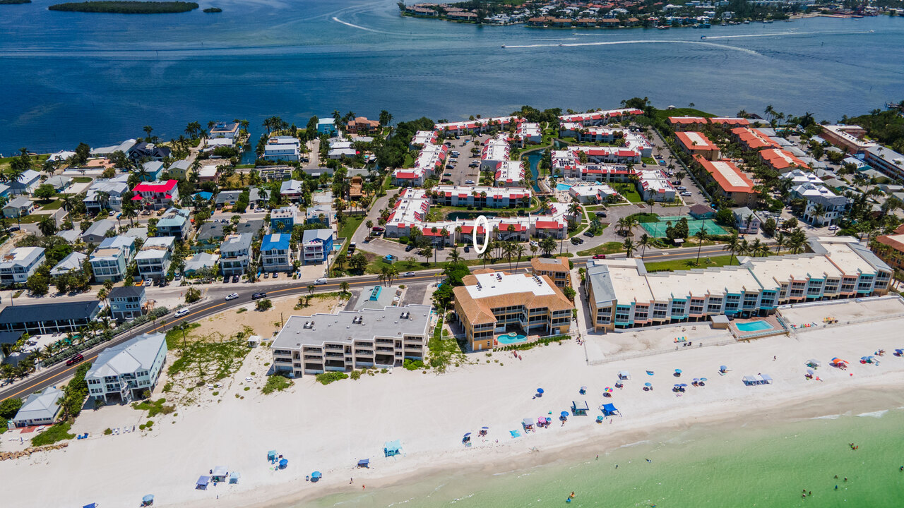 Runaway Bay 207 - Image 36