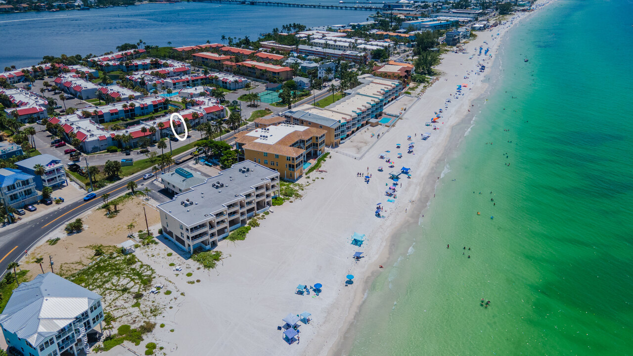Runaway Bay 207 - Image 37