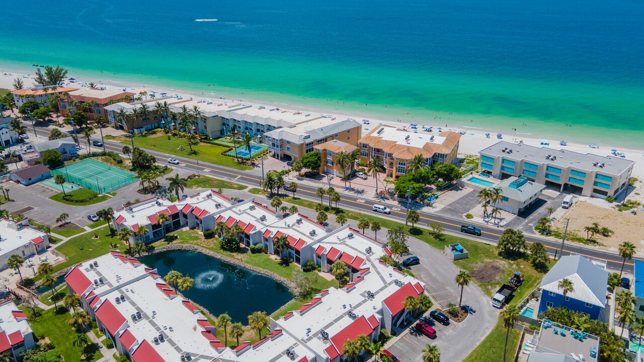 Runaway Bay 207 - Image 39