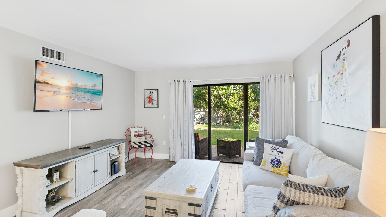 Runaway Bay 154 - Image 17