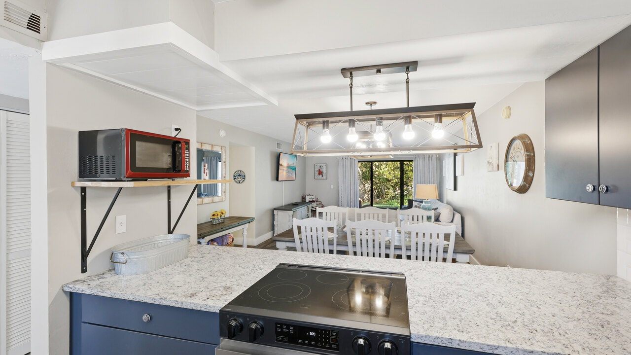 Runaway Bay 154 - Image 20