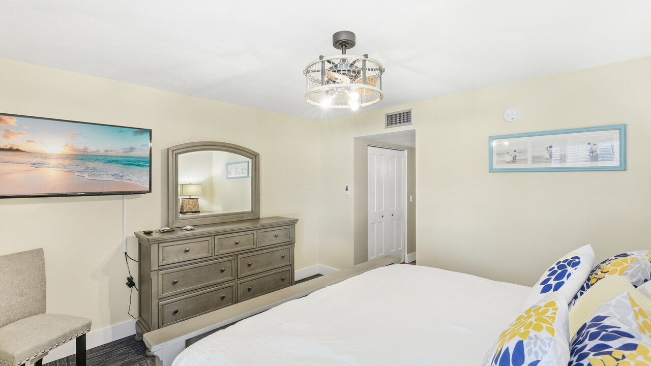 Runaway Bay 154 - Image 23