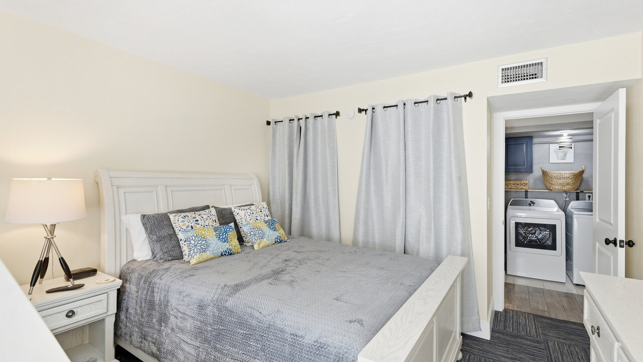 Runaway Bay 154 - Image 26