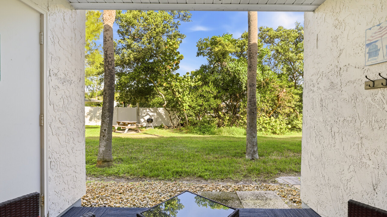 Runaway Bay 154 - Image 30