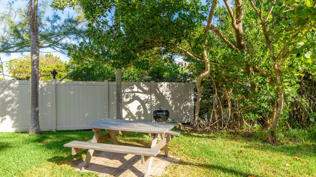 Runaway Bay 154 - Image 32