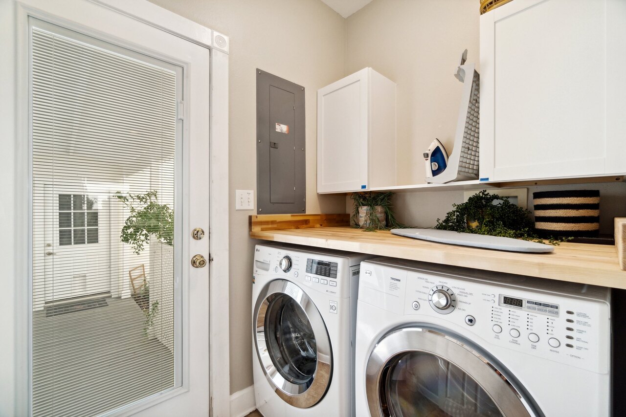 Island in The Sun - Image 16