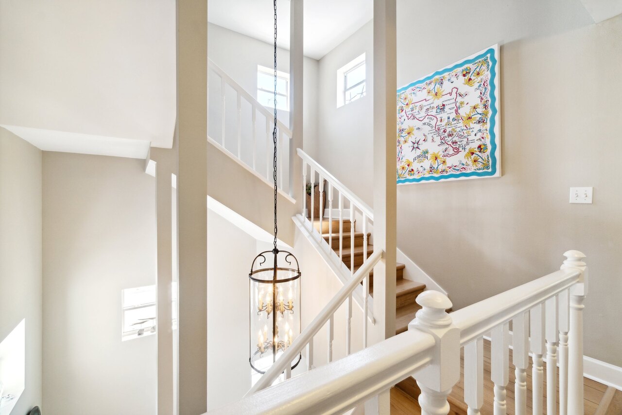 Island in The Sun - Image 17