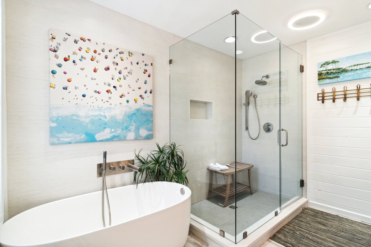 Island in The Sun - Image 21