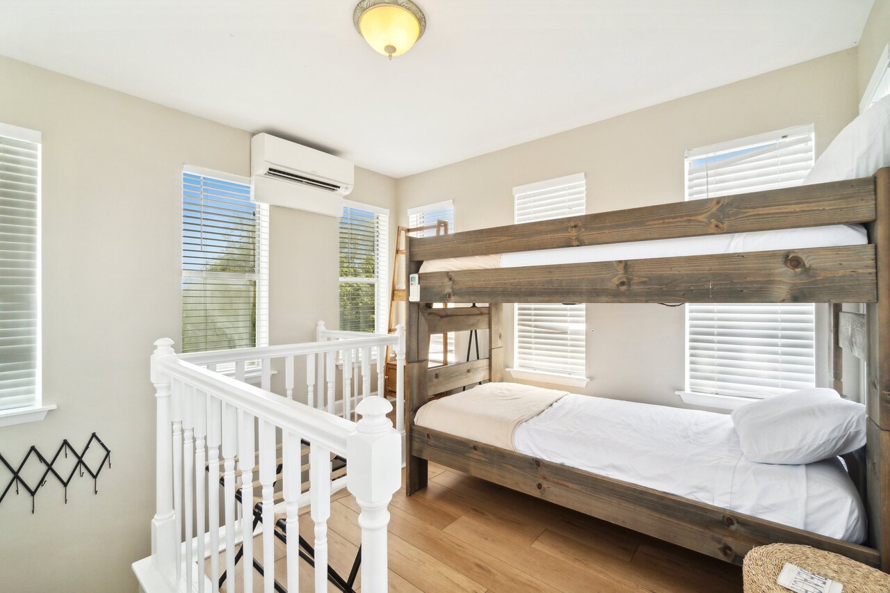 Island in The Sun - Image 25