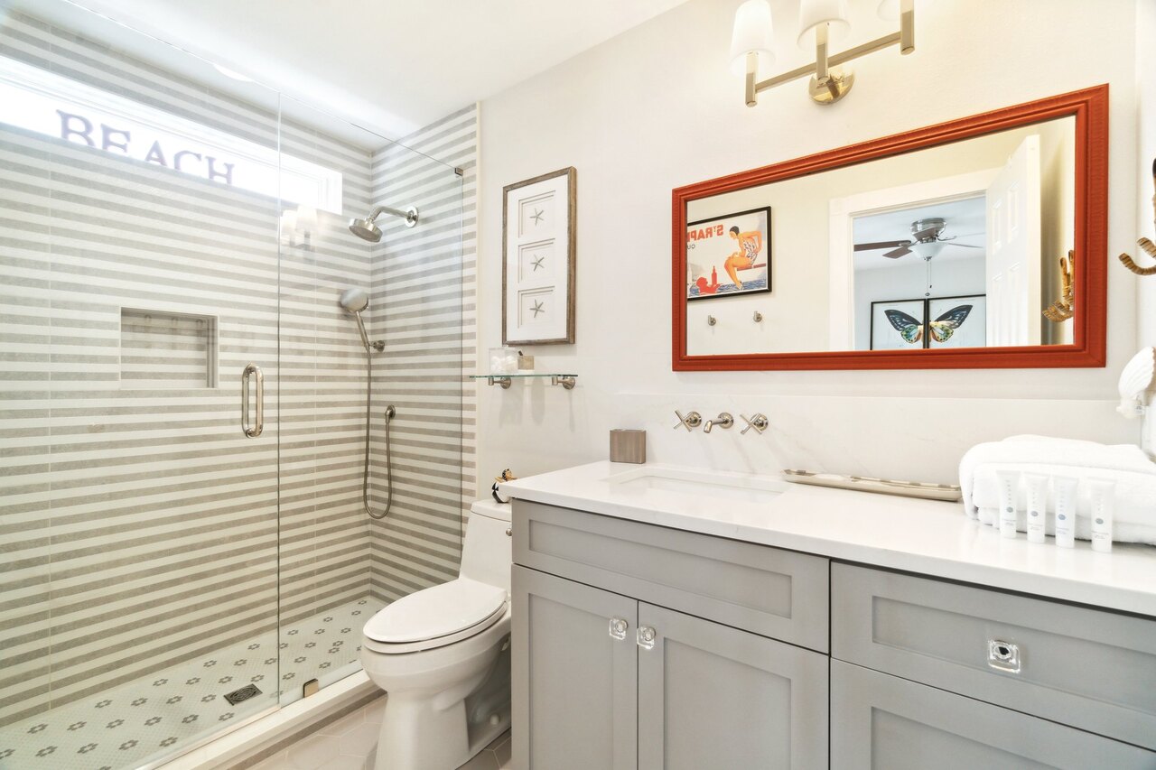 Island in The Sun - Image 24