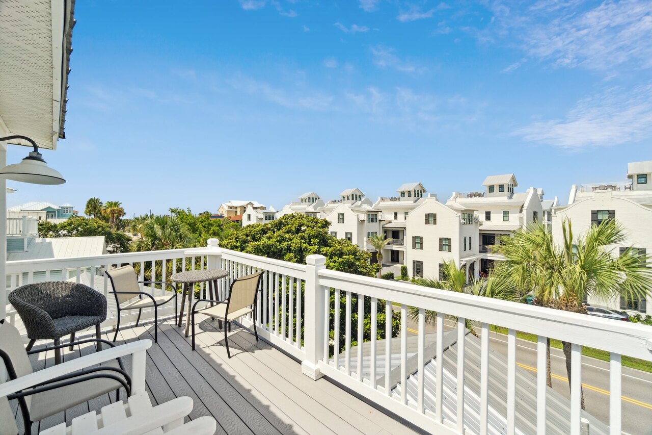 Island in The Sun - Image 27