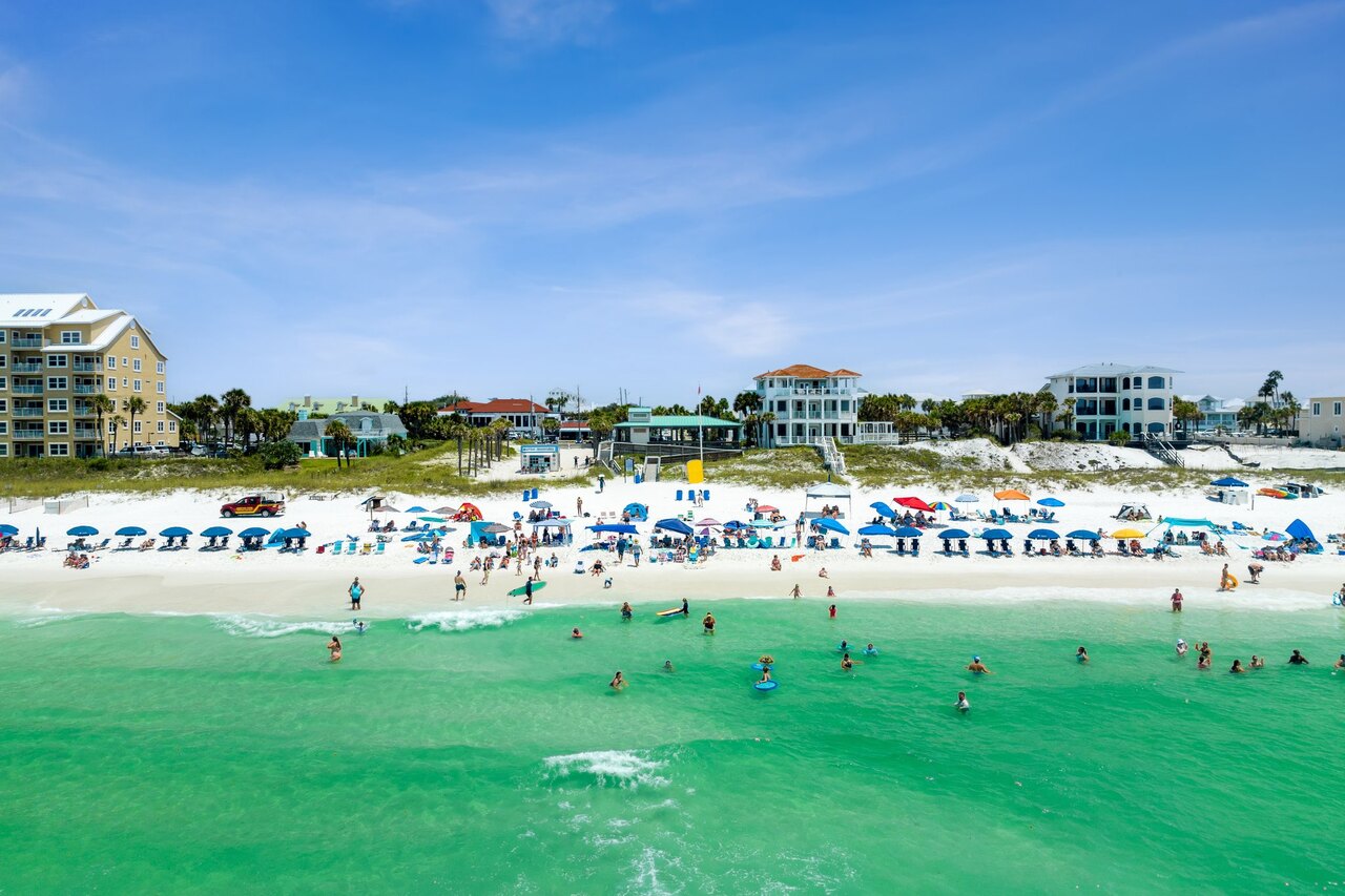 Island in The Sun - Image 58