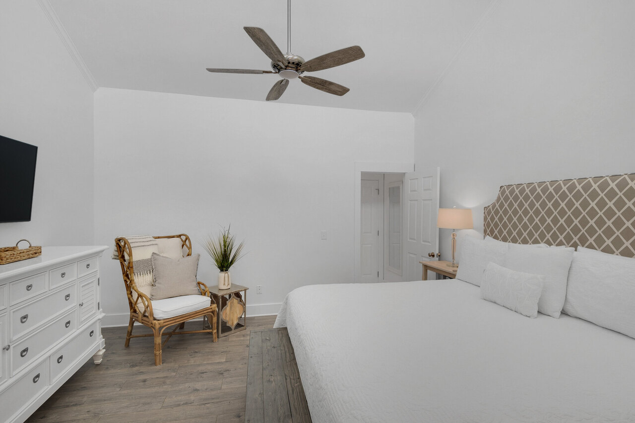 Mistral 18 - Image 16