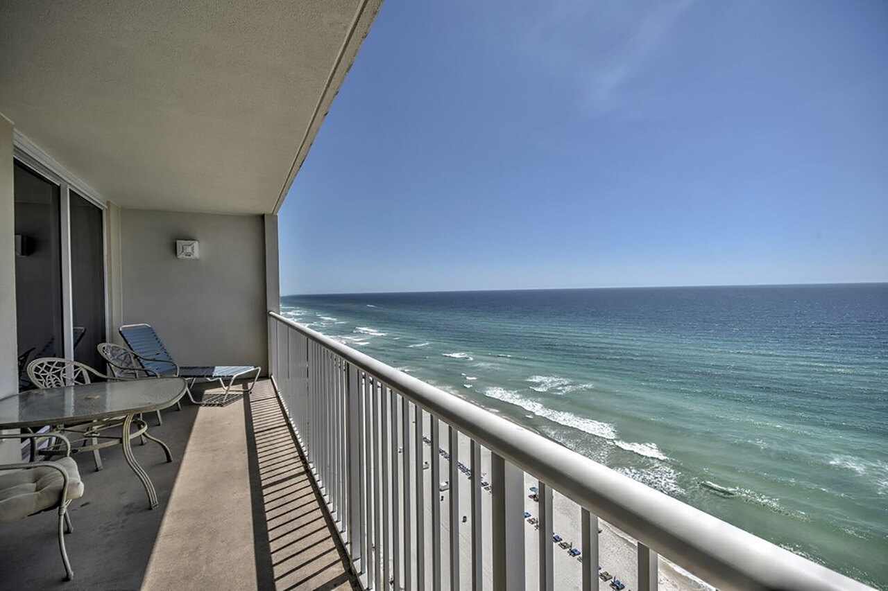 Majestic Beach 2-1608 - Image 1