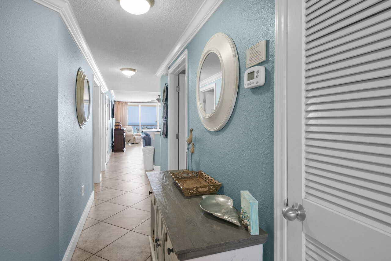 Majestic Beach 1-501 - Image 1