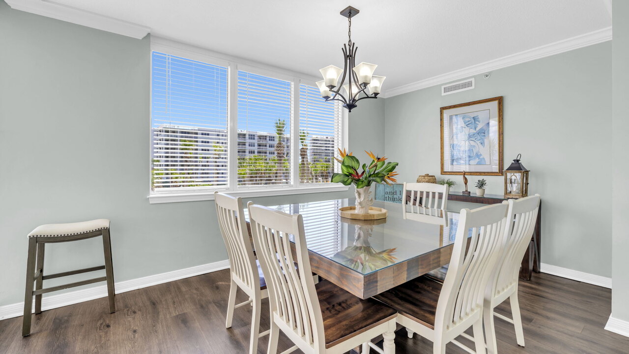 Destin West Heron 303 - Image 8