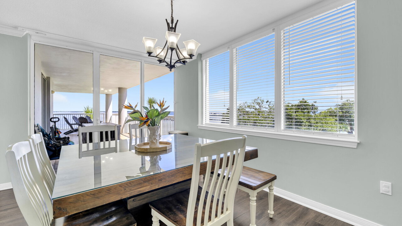 Destin West Heron 303 - Image 7