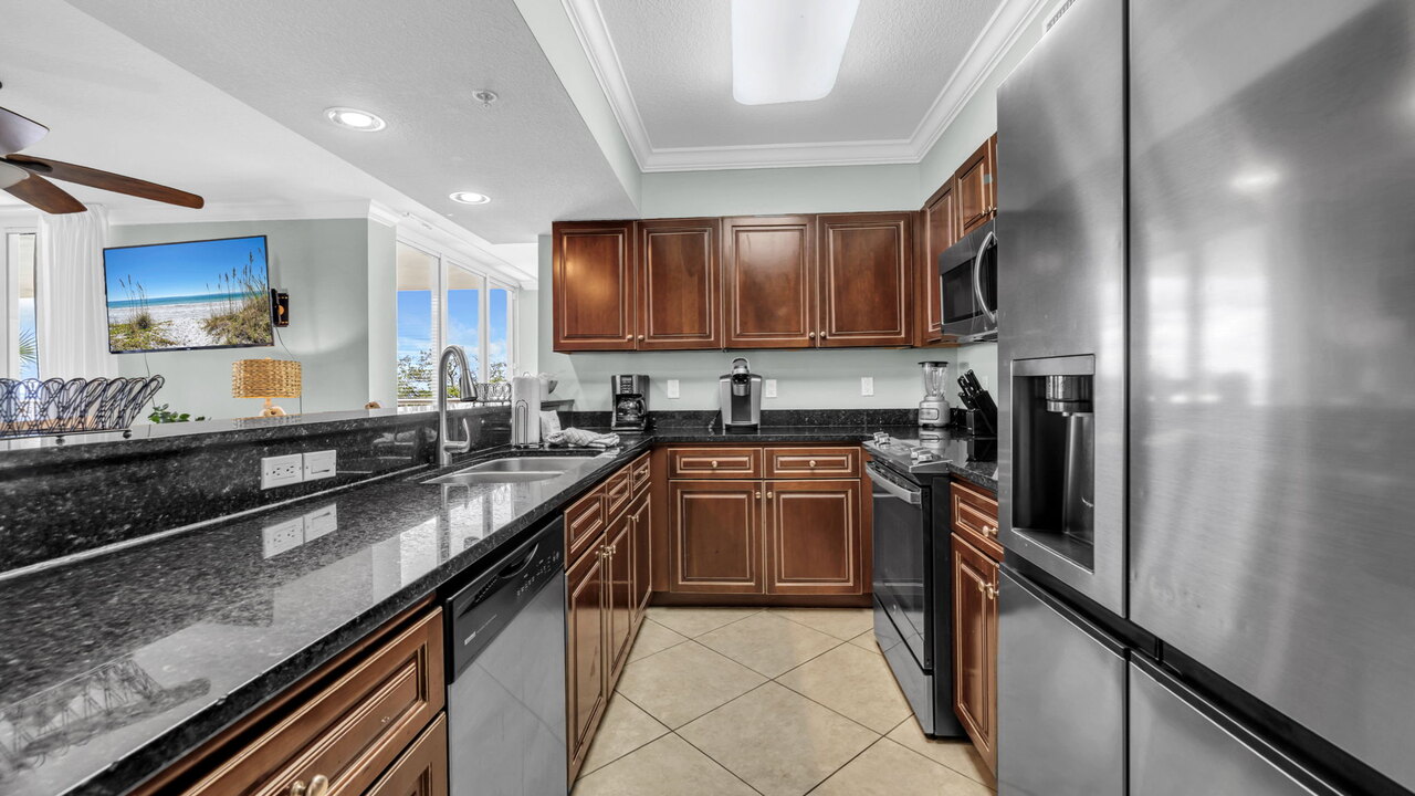 Destin West Heron 303 - Image 9