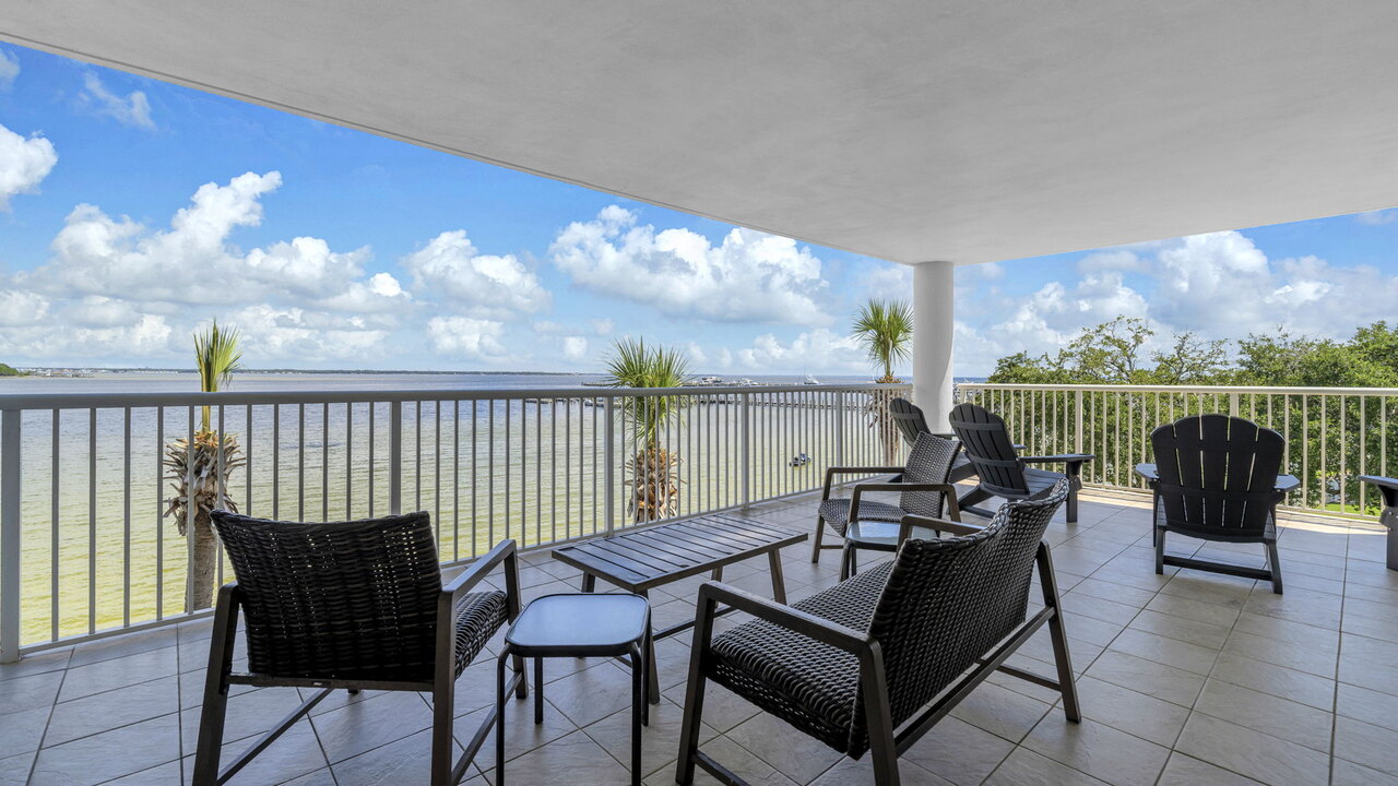 Destin West Heron 303 - Image 34
