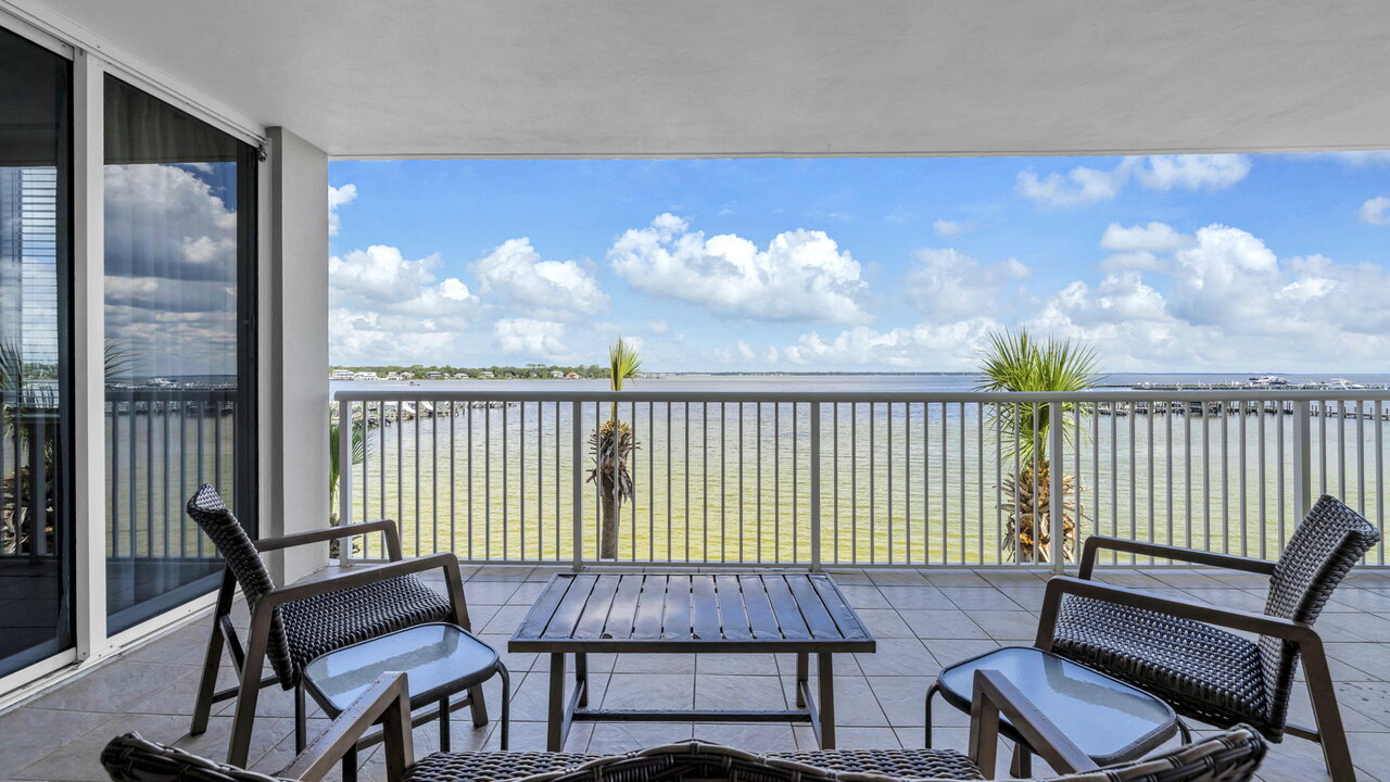 Destin West Heron 303 - Image 33