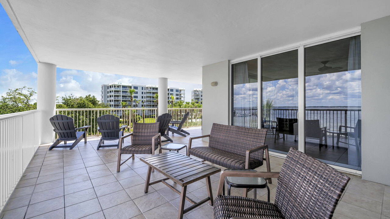 Destin West Heron 303 - Image 35