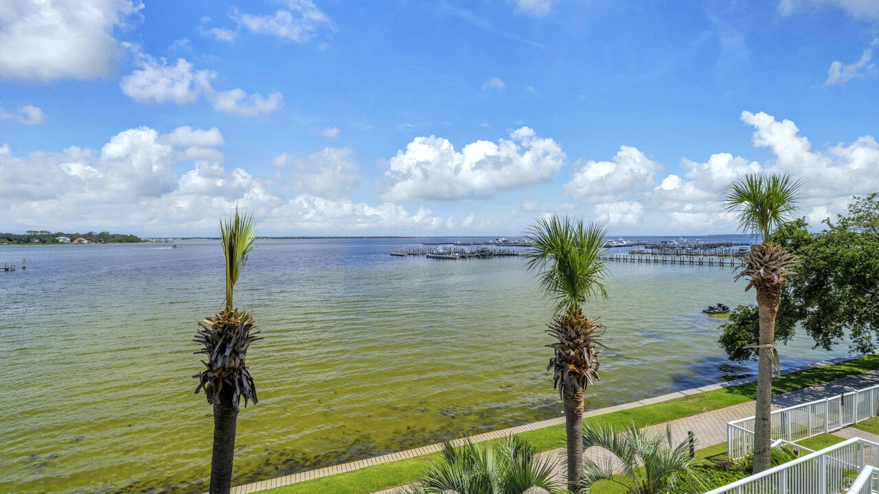 Destin West Heron 303 - Image 37