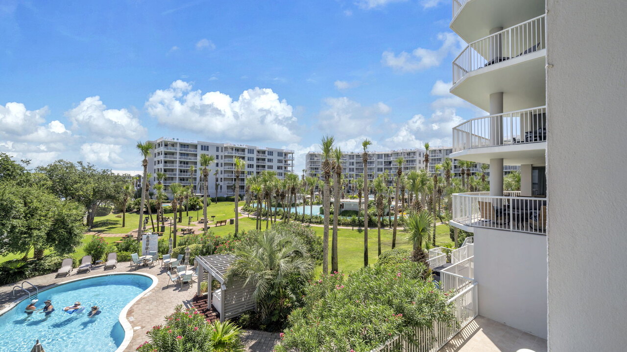 Destin West Heron 303 - Image 45