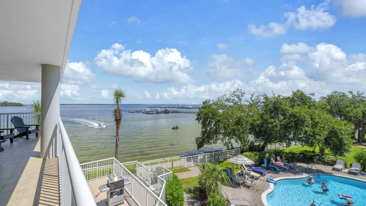 Destin West Heron 303 - Image 44