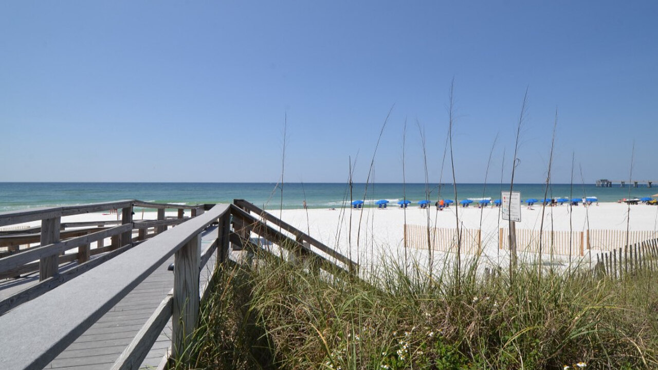 Destin West Heron 303 - Image 57