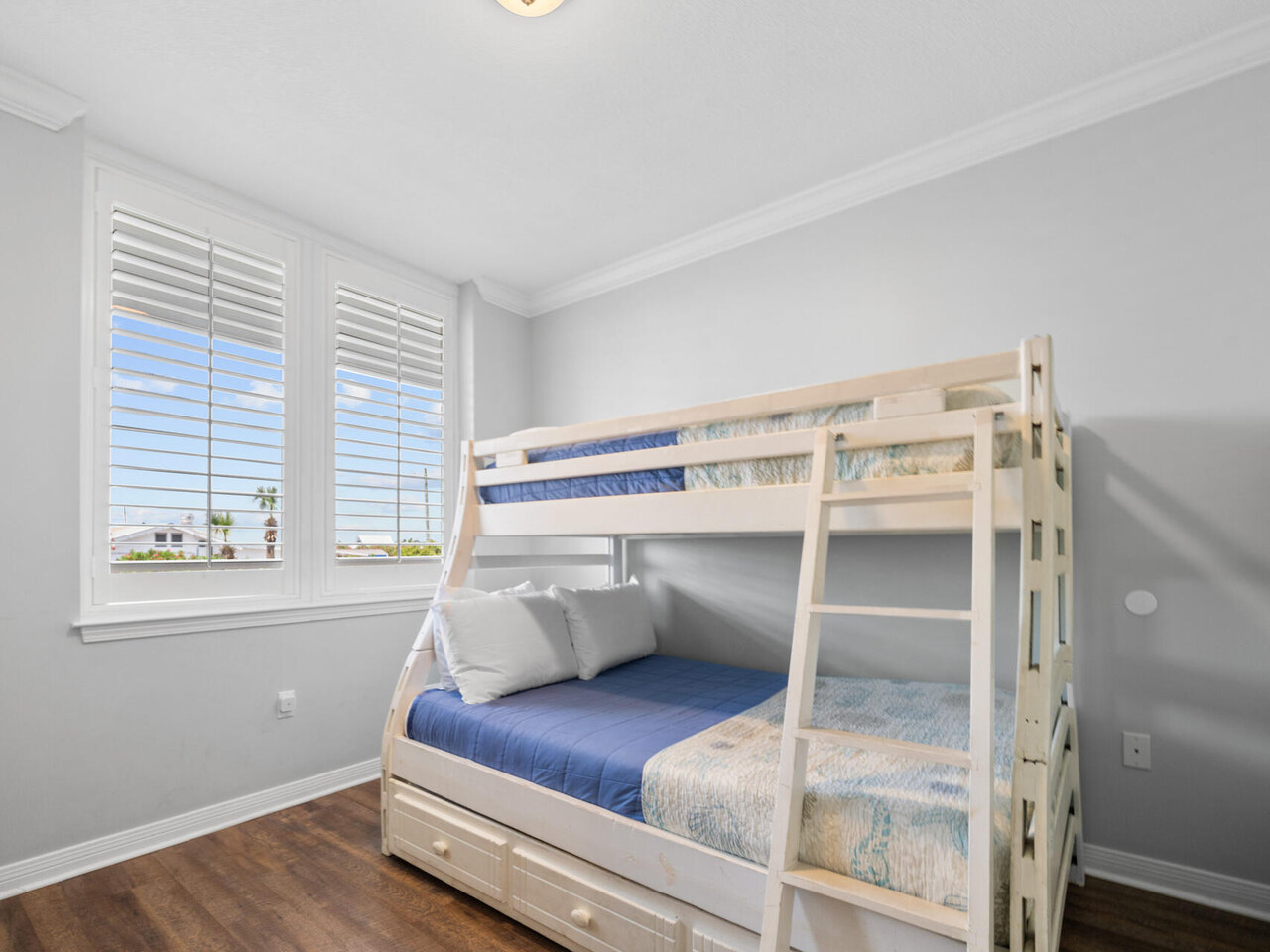 Destin West Heron L-08 - Image 24