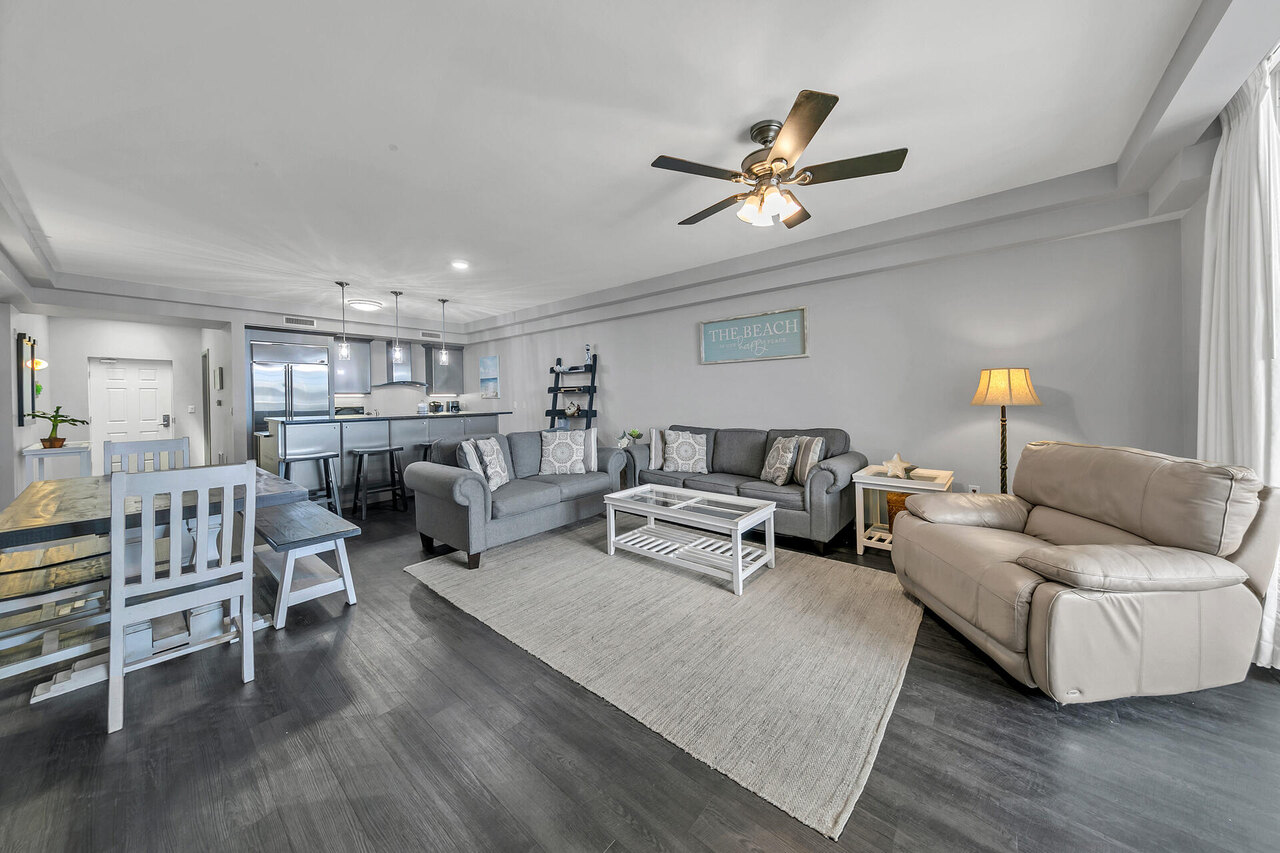 Destin West Heron PH-08 - Image 1