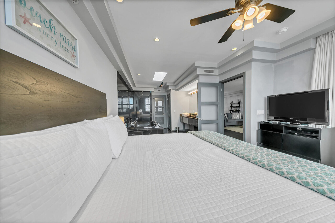 Destin West Heron PH-08 - Image 11