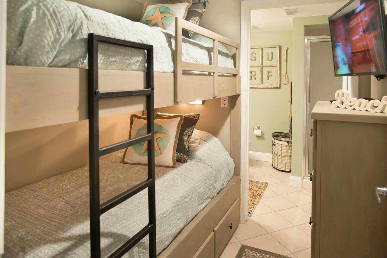 Destin West Pelican 301 - Image 19