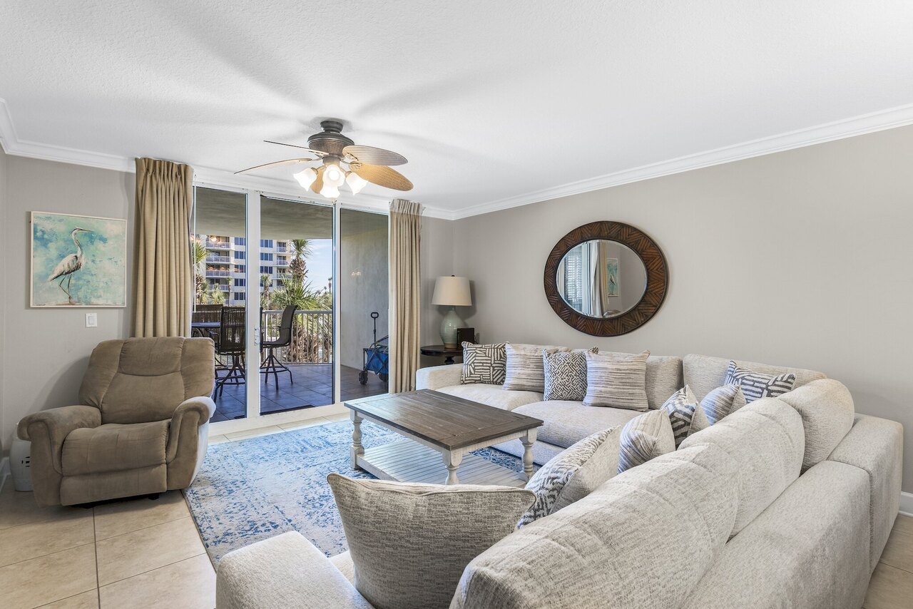 Destin West Heron 305 - Image 1