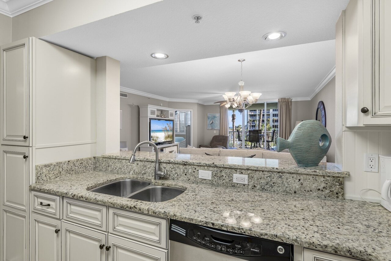 Destin West Heron 305 - Image 8