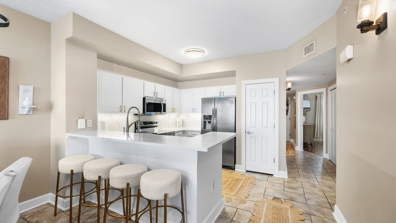 Sunrise Beach 2403 - Image 17