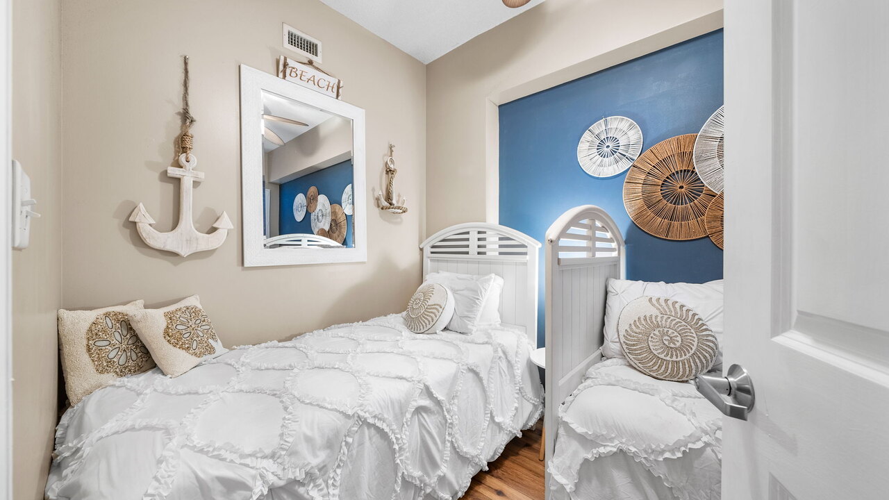 Sunrise Beach 2403 - Image 20