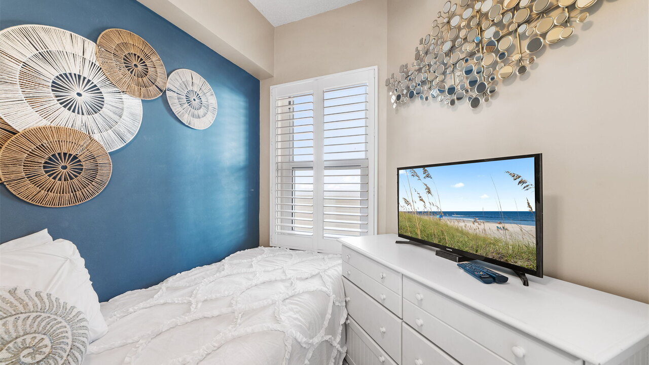 Sunrise Beach 2403 - Image 21