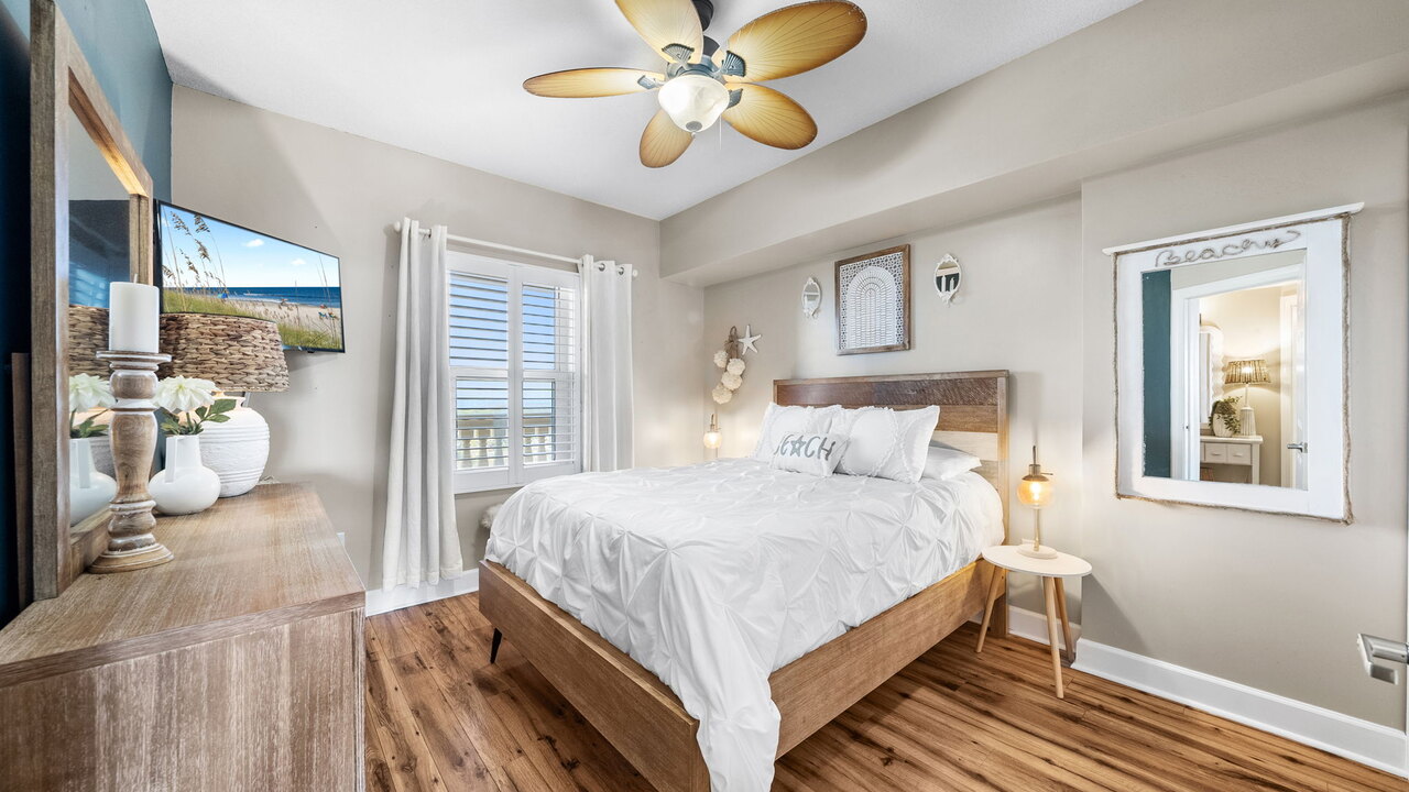 Sunrise Beach 2403 - Image 23