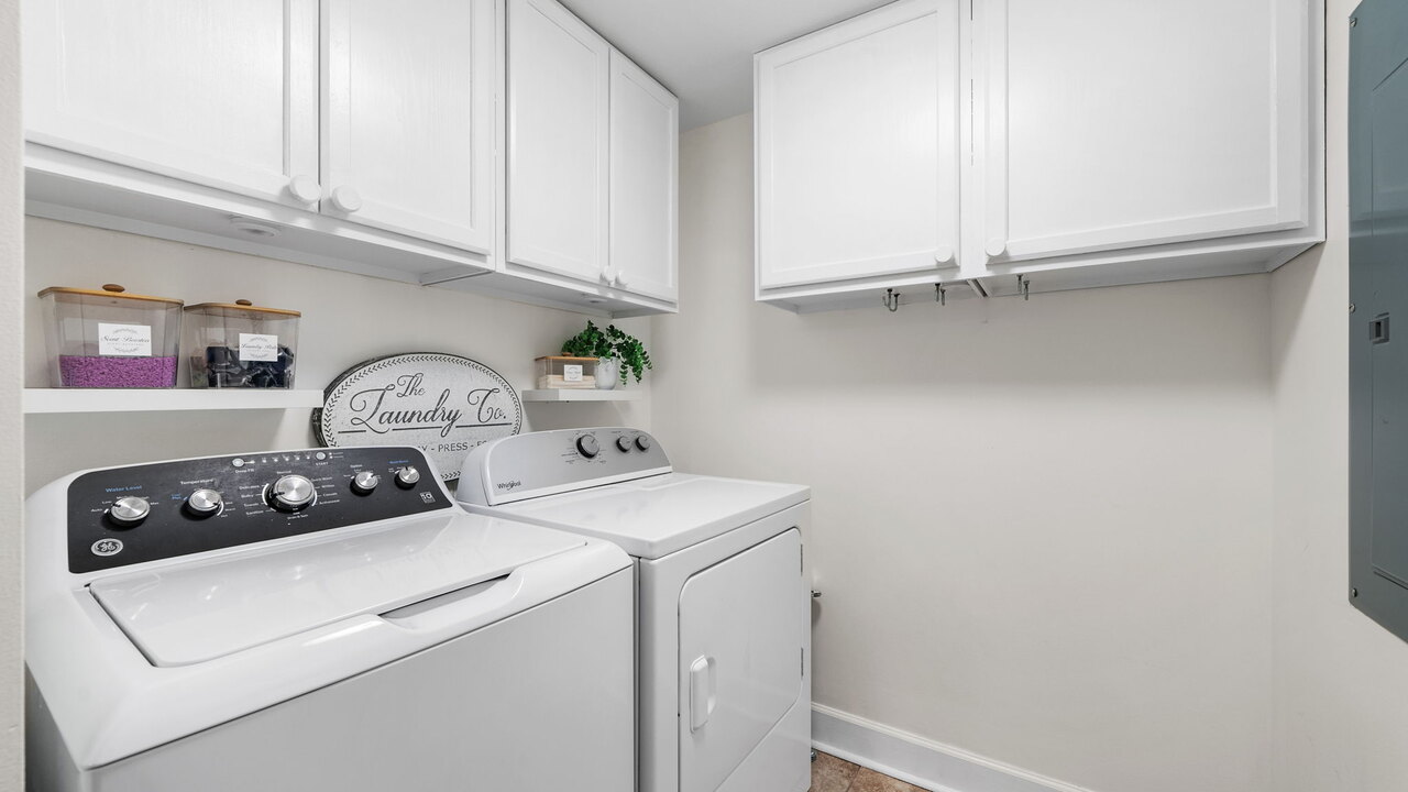 Sunrise Beach 2403 - Image 25