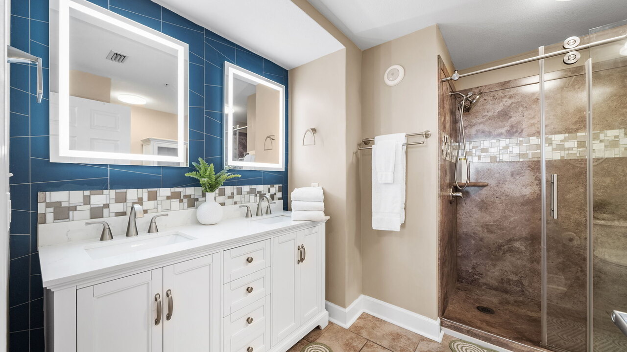 Sunrise Beach 2403 - Image 29