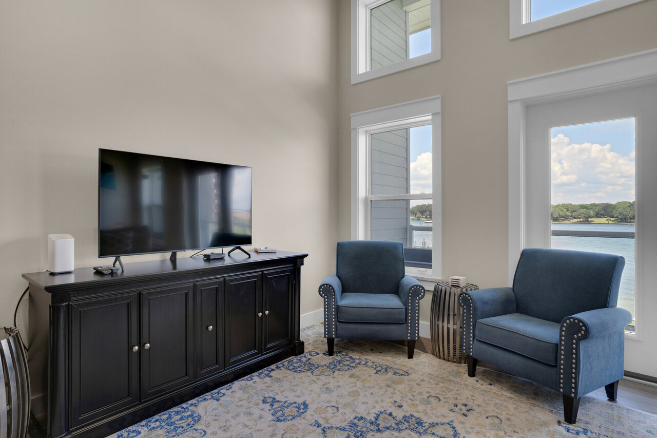 Bluefish 105 - Image 6