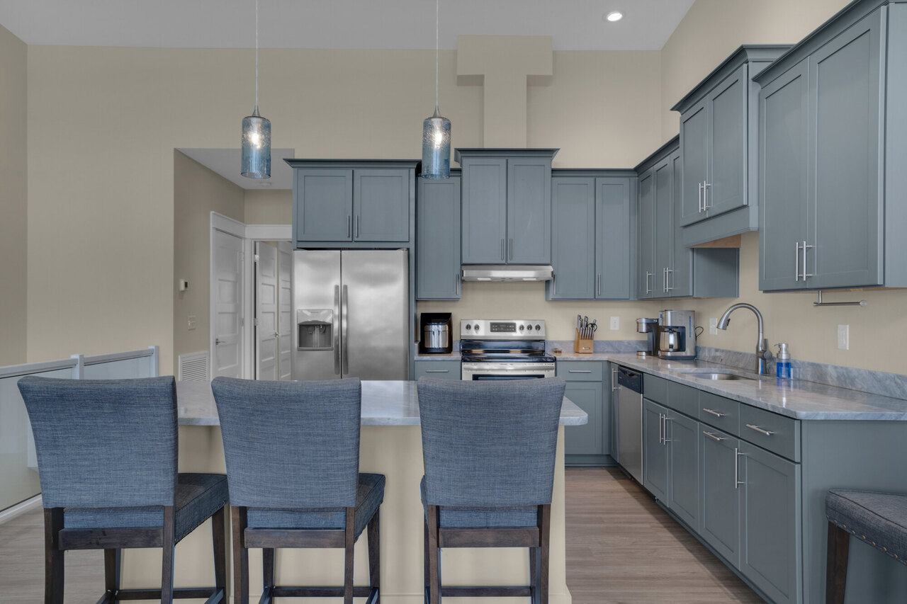 Bluefish 105 - Image 10